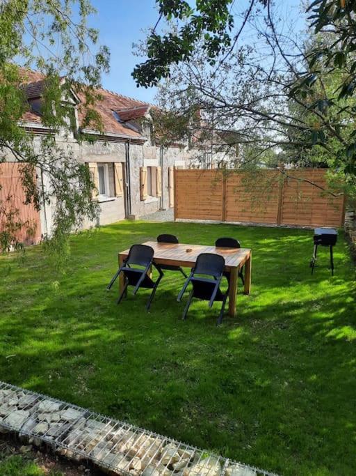 Appartement La petite Vineuilloise à Vineuil  Extérieur photo